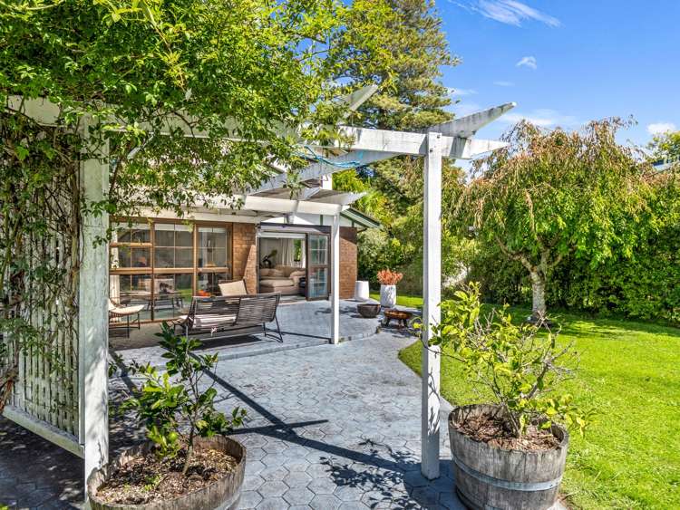 1 Acton Place Saint Johns Hill_4