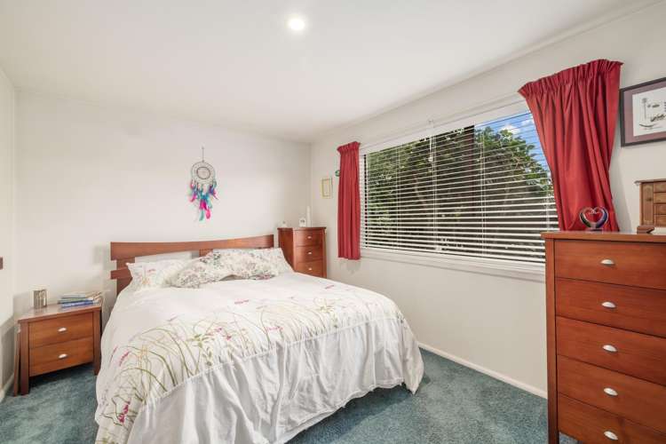 8 Staffa Street Woolston_6