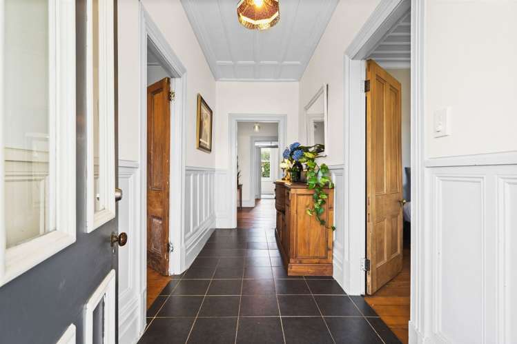 169 Kamo Road Kensington_12