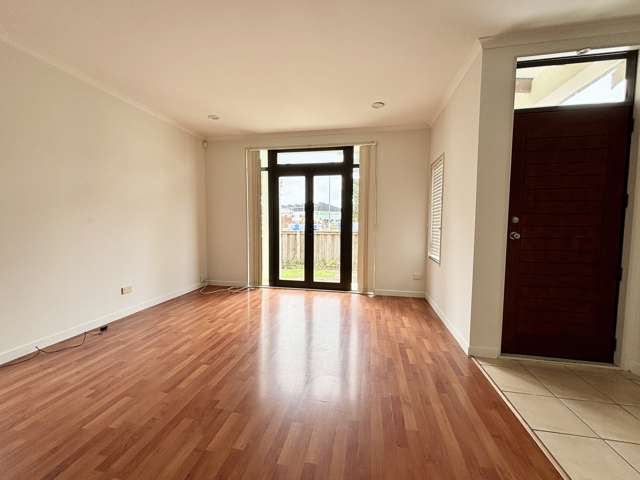 64 Gunner Drive Te Atatu Peninsula_2