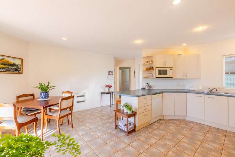 11a Cheval Place Taradale_5