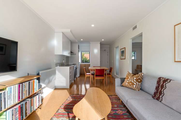 7C/16 Constable Street Newtown_2