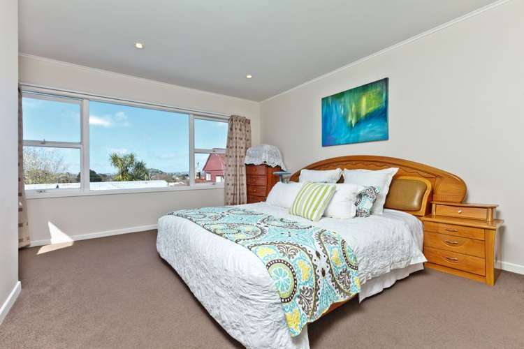 52 Williamson Avenue Belmont_38