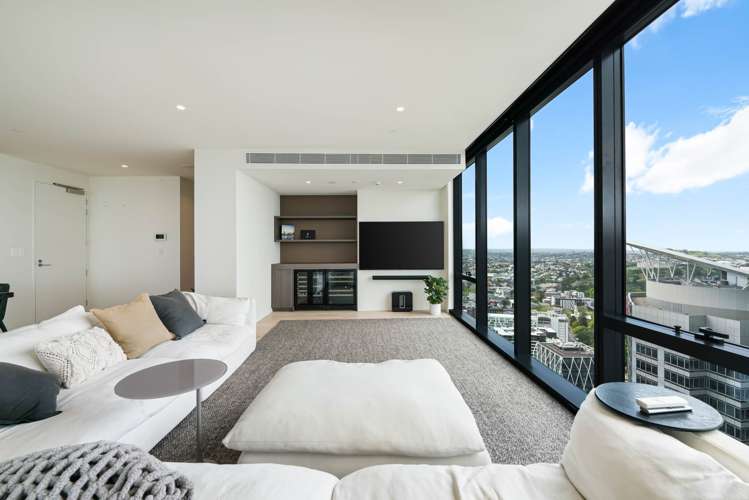 5203/10 Commerce Street City Centre_15