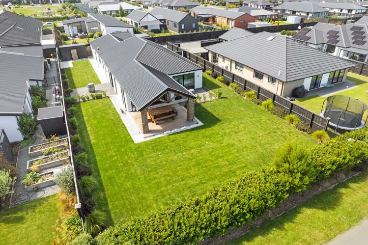 4 Roles Way Rolleston_24