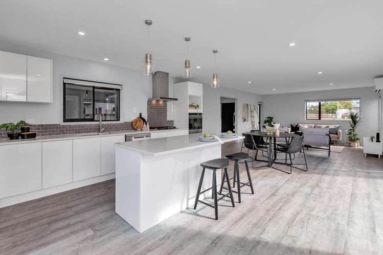 351 One Tree Point Road One Tree Point_5