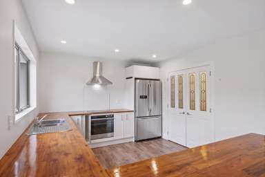 92 Foothills Road_3