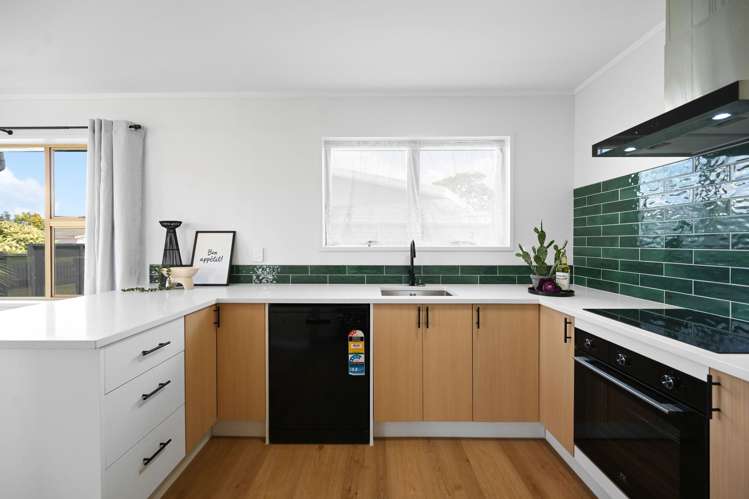 3 Dalton Crescent Dinsdale_8