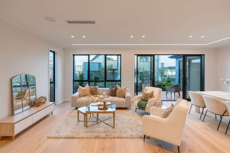 39 Streamview Way Long Bay_11