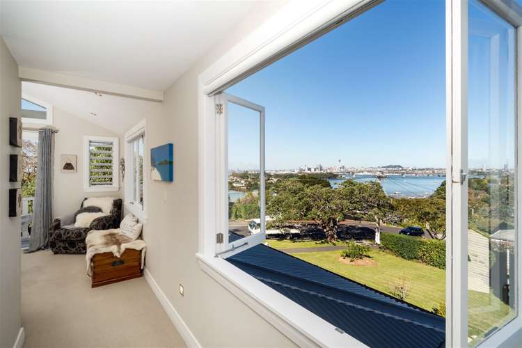 1/41 Seaview Avenue Northcote_13