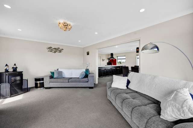 15/17 Ponderosa Place Opunake_4