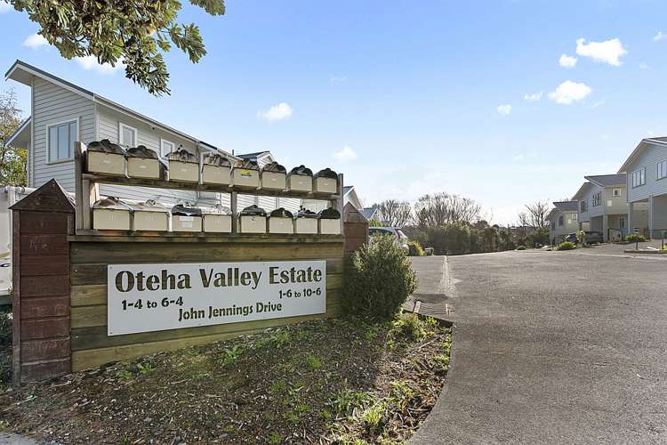 2/6 John Jennings Drive Oteha_9