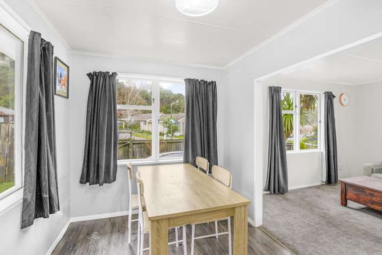 57 Kairanga Crescent Wainuiomata_6