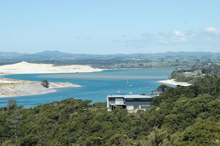 6 Cape Rodney Place Mangawhai Heads_0