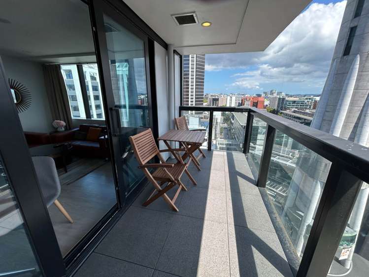 1602/75 Victoria Street West City Centre_15