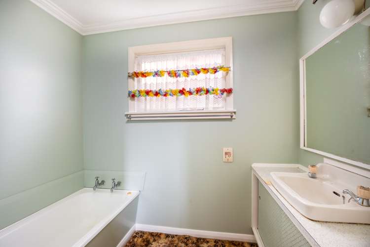 65 Vivian Street New Plymouth Central_19