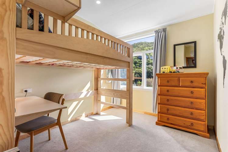 10 Bourbon Terrace Karori_15