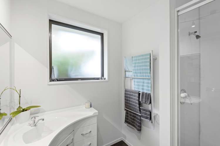 2/5 Wynand Place Sockburn_14