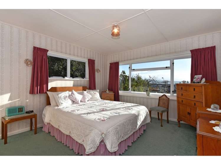 197 The Ridgeway Stoke_11