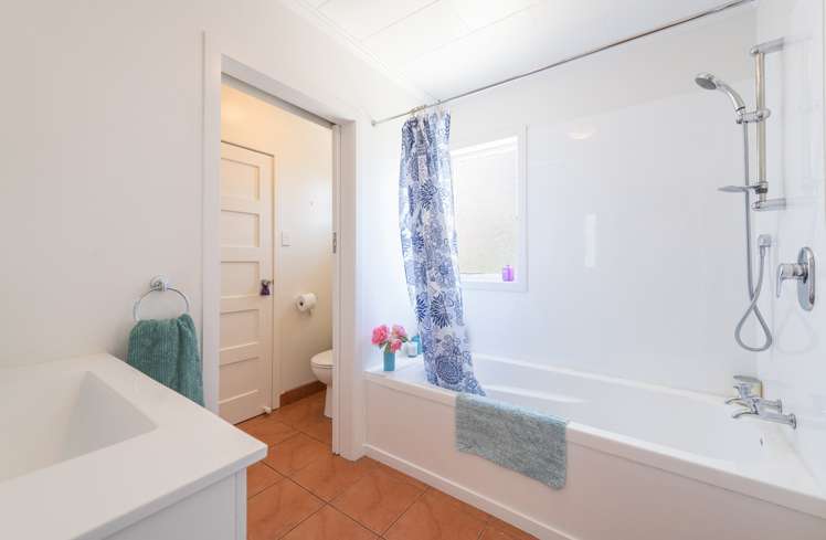 10 Rimu Street Toi Toi_15