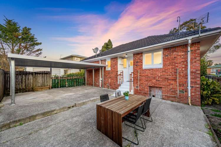 54 Waipani Road Te Atatu Peninsula_14