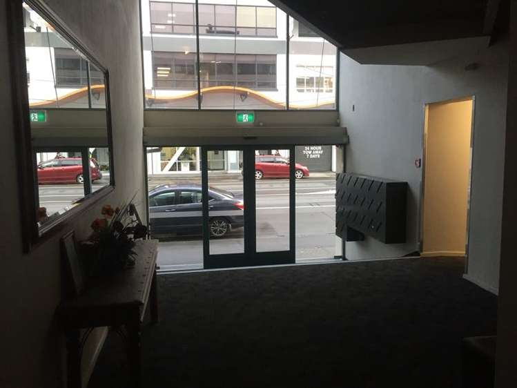 16/220 Thorndon Quay Pipitea_15