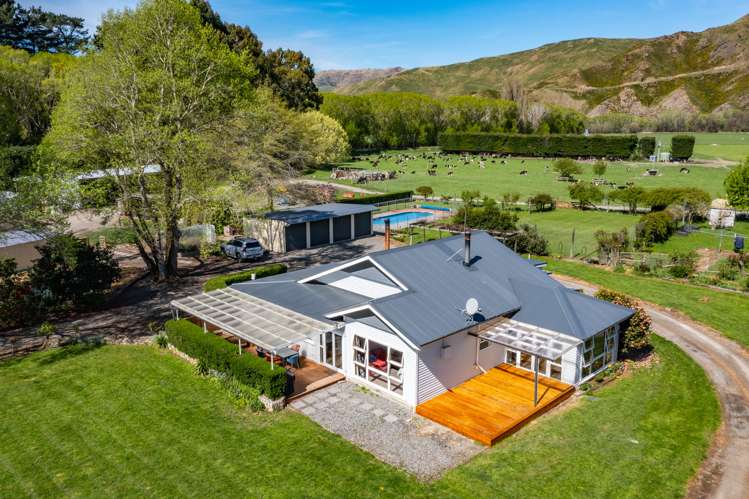 558 Leader Road West Waiau_25