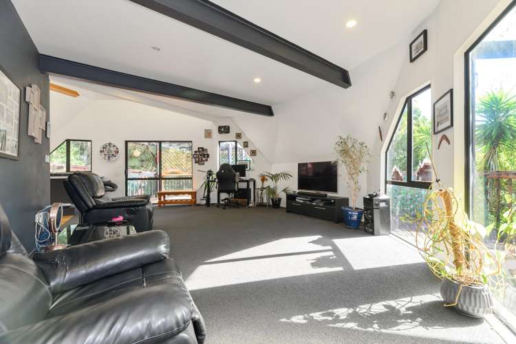 39 Chamari Close Titirangi_7