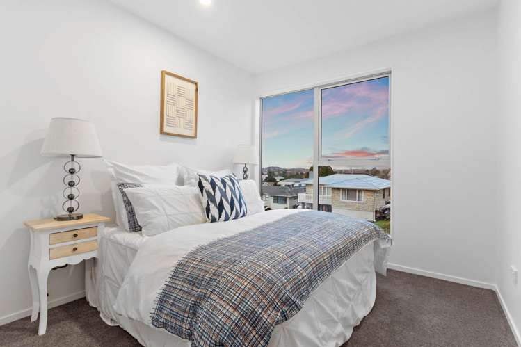 26B Trojan Crescent New Lynn_13
