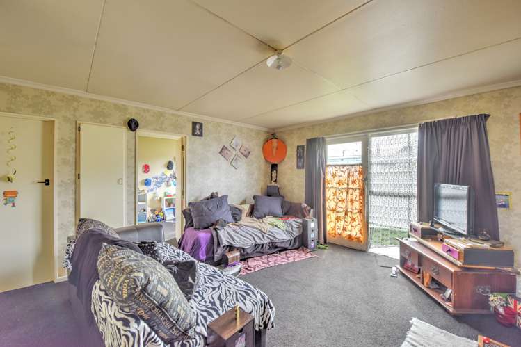 37a-D Wentworth Street Gore Surrounds_20