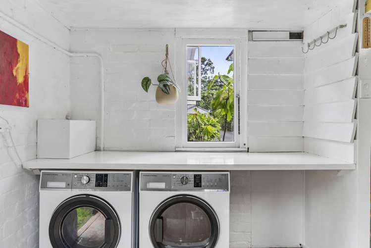 2/75 Queen Street Northcote Point_16