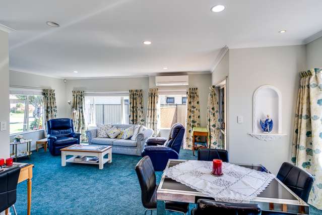 7 Forbury Way Taradale_1