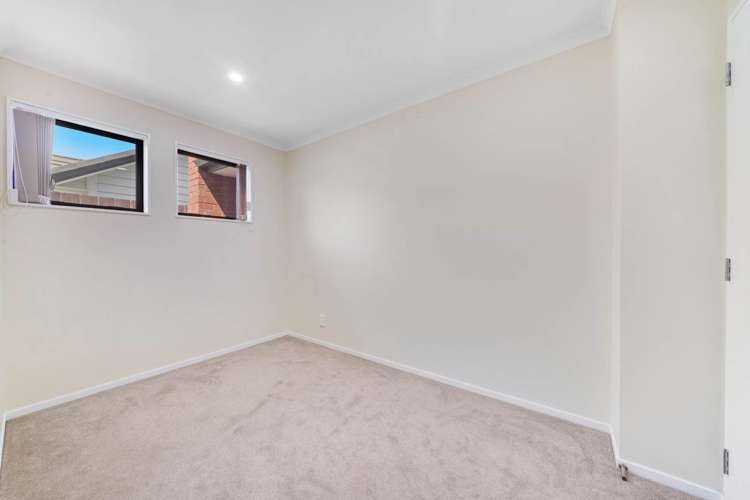 9 Amokura Avenue Takanini_12