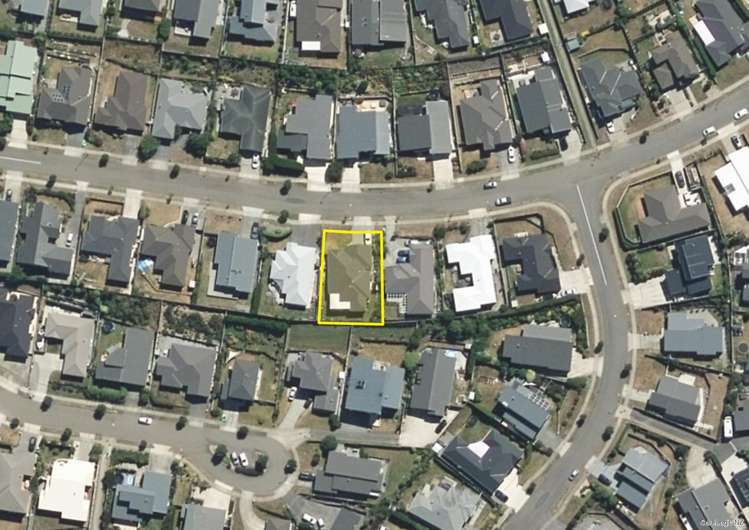 25 Paparoa Crescent Aotea_23