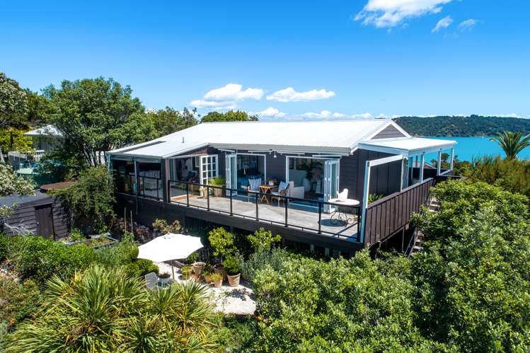 8 Kennedy Point Road Surfdale_17