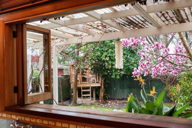 89 Georges Drive Napier South_1