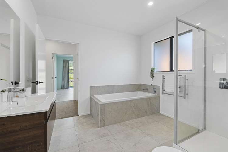 1356A South Road Kaitake_20