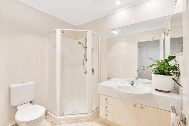 11 Corta Bella Place Golflands_18