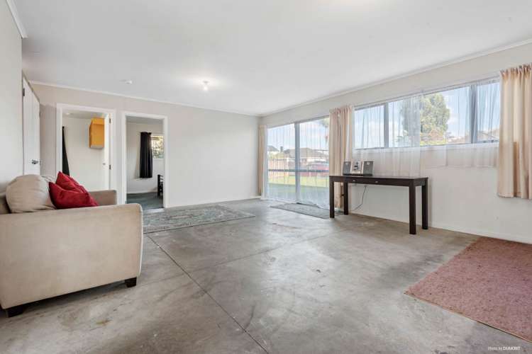 7 Montmere Avenue Te Atatu Peninsula_9