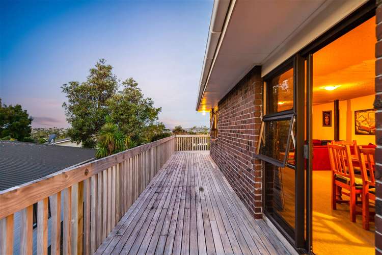 212 Royal Road Massey_5