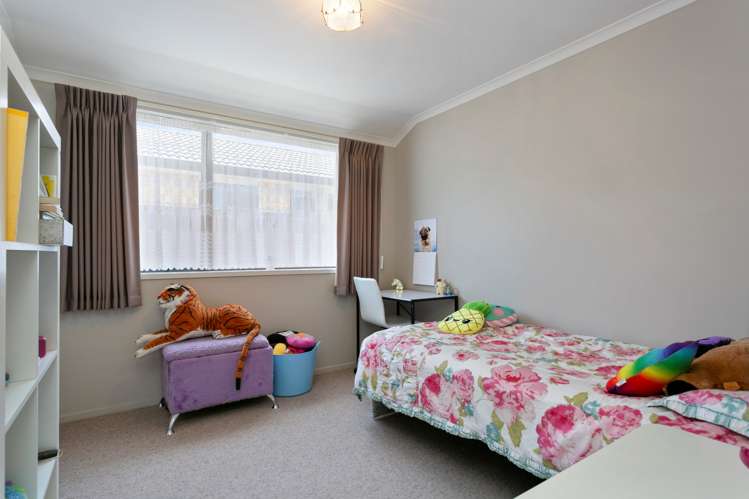 15 Tulip Drive Cambridge_14