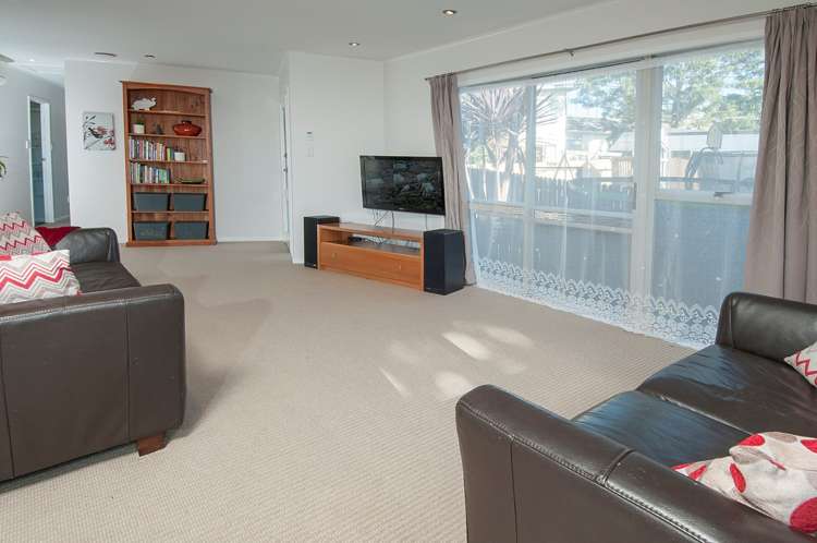 32 Glynnbrooke Street Te Atatu South_5