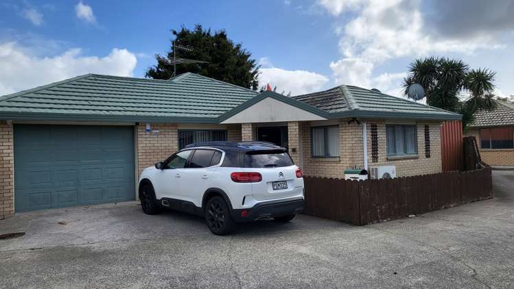 13 Yang Place Papakura_2