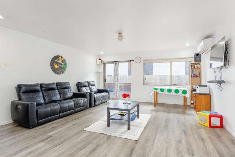 19 Carlas Way Ranui_2