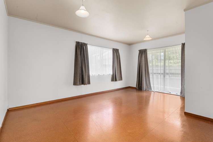 246 Clyde Street Hamilton East_12