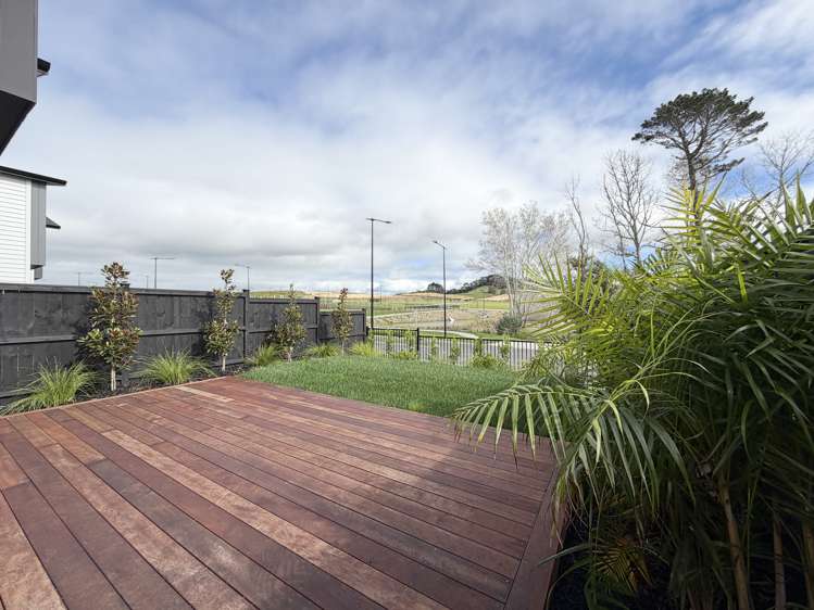 84 Tukutata Crescent Milldale_19