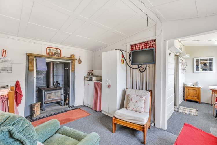 251 Wakanui Beach Road_5