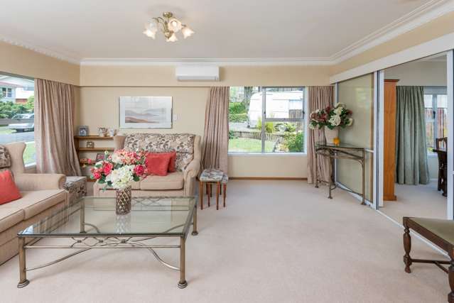 2/1 Willow Way Sunnyhills_3