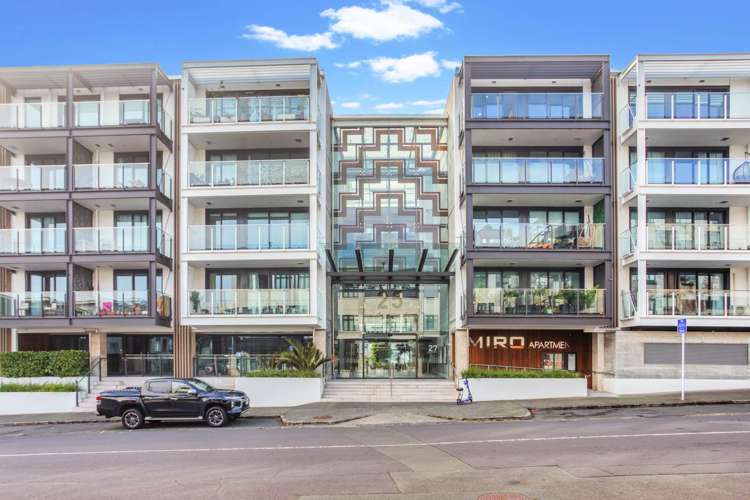 323/27 Enfield Street_0