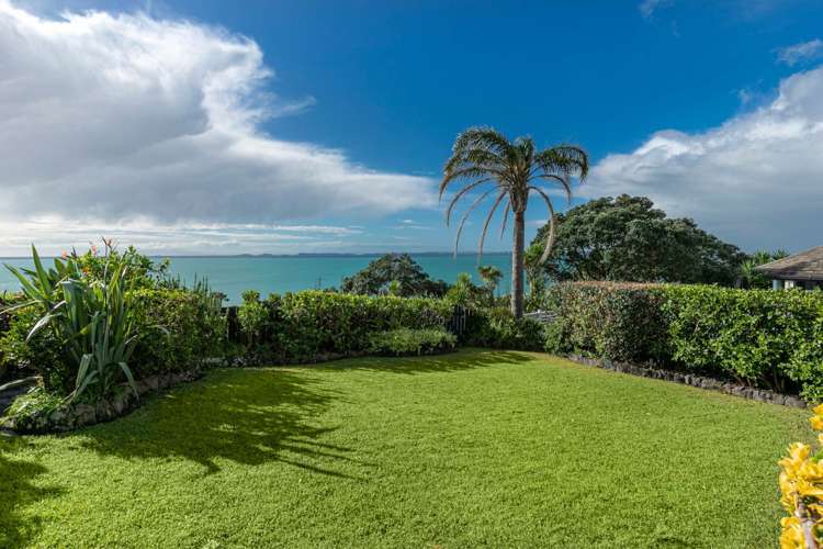 111 Churchill Road Murrays Bay_3